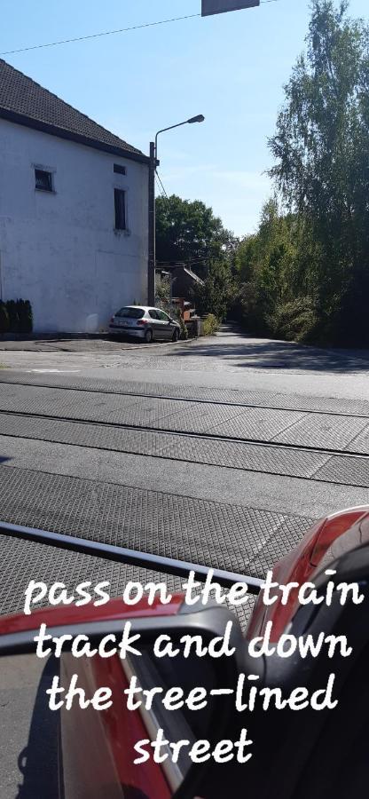 שרלרואה La P'Tite Maison מראה חיצוני תמונה